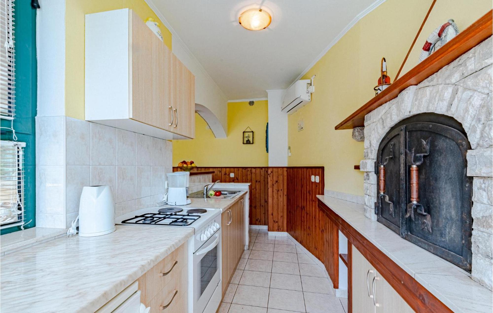 Amazing Apartment In Blato With Kitchen Buitenkant foto