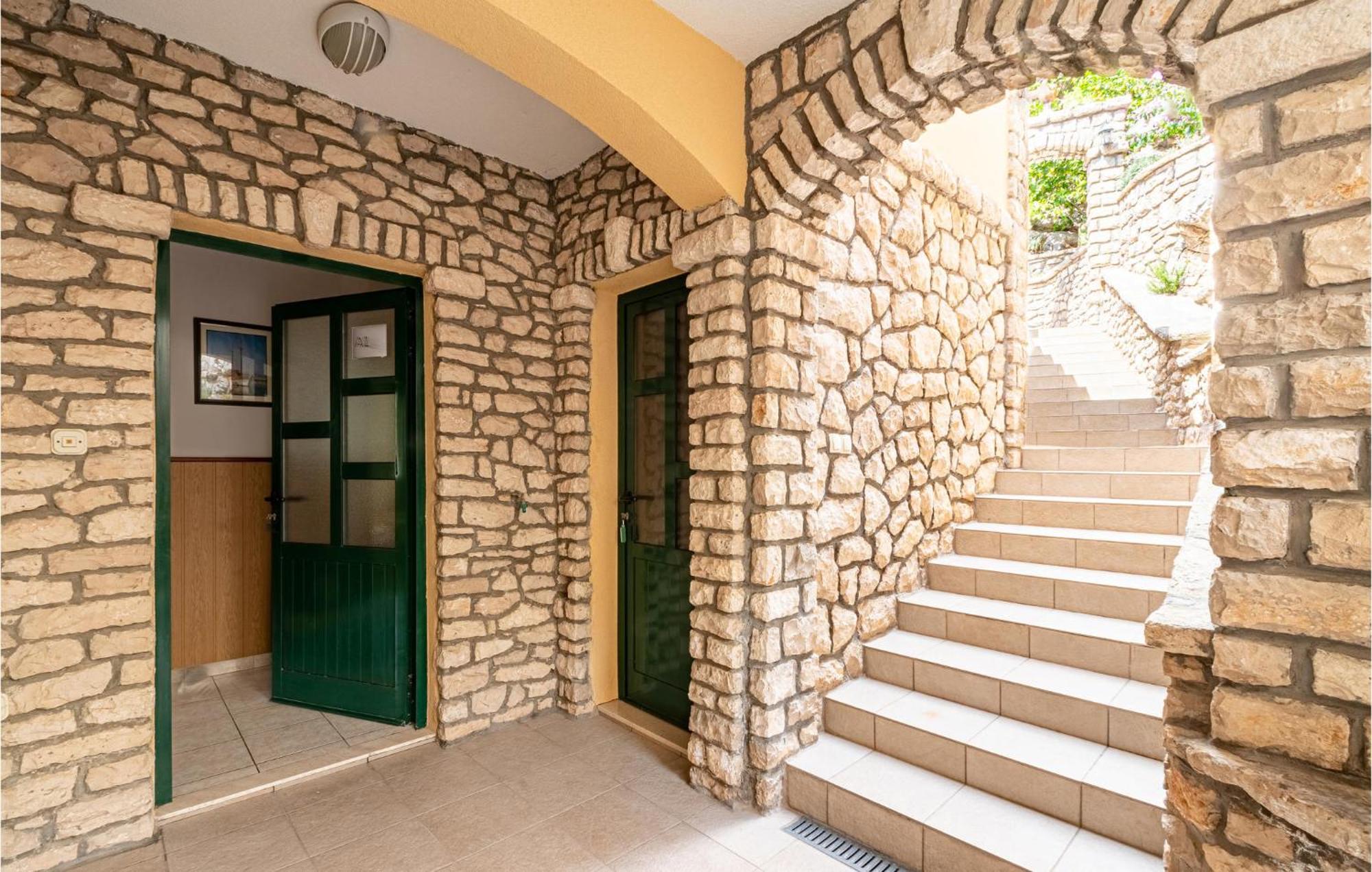 Amazing Apartment In Blato With Kitchen Buitenkant foto