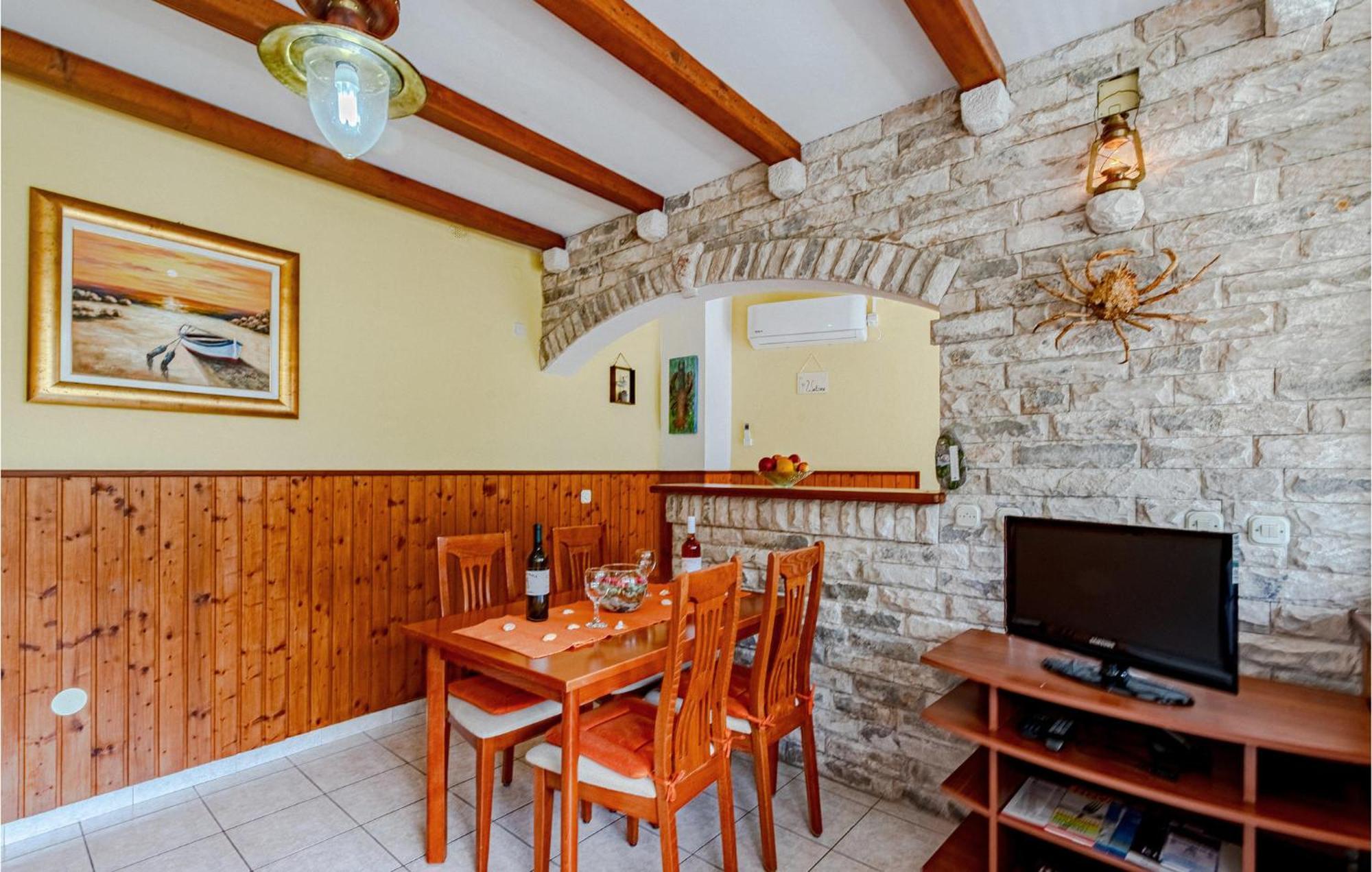 Amazing Apartment In Blato With Kitchen Buitenkant foto