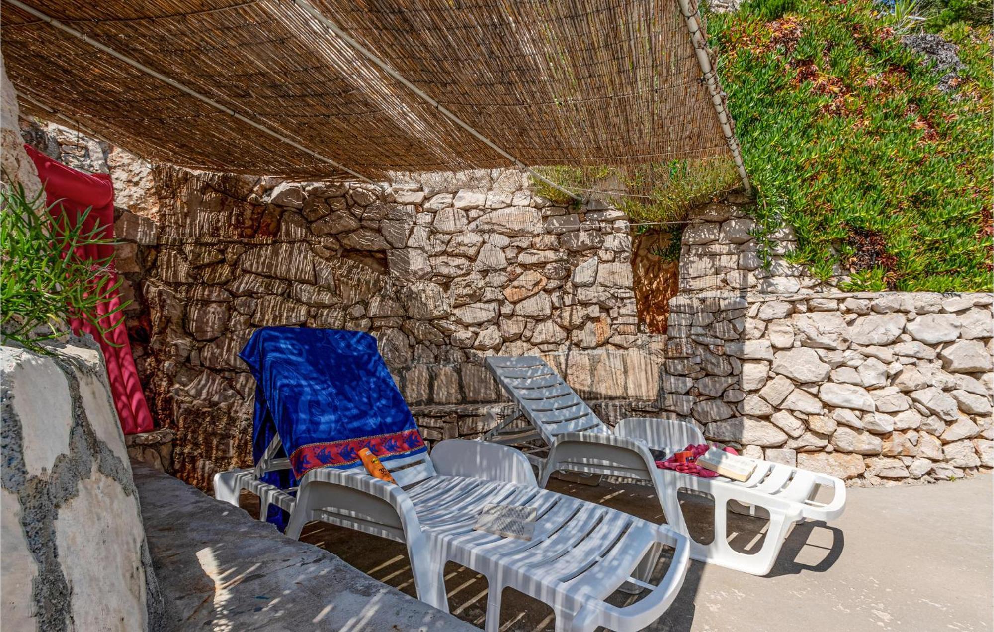 Amazing Apartment In Blato With Kitchen Buitenkant foto
