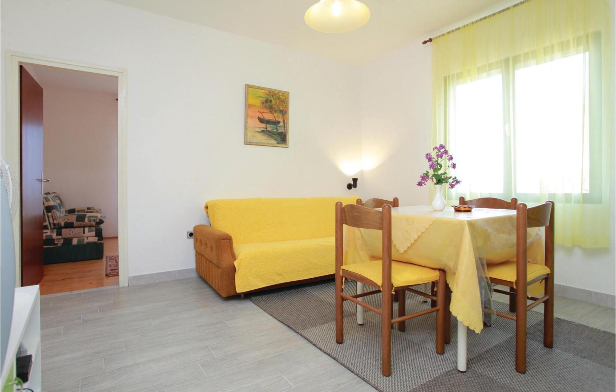 Amazing Apartment In Blato With Kitchen Buitenkant foto